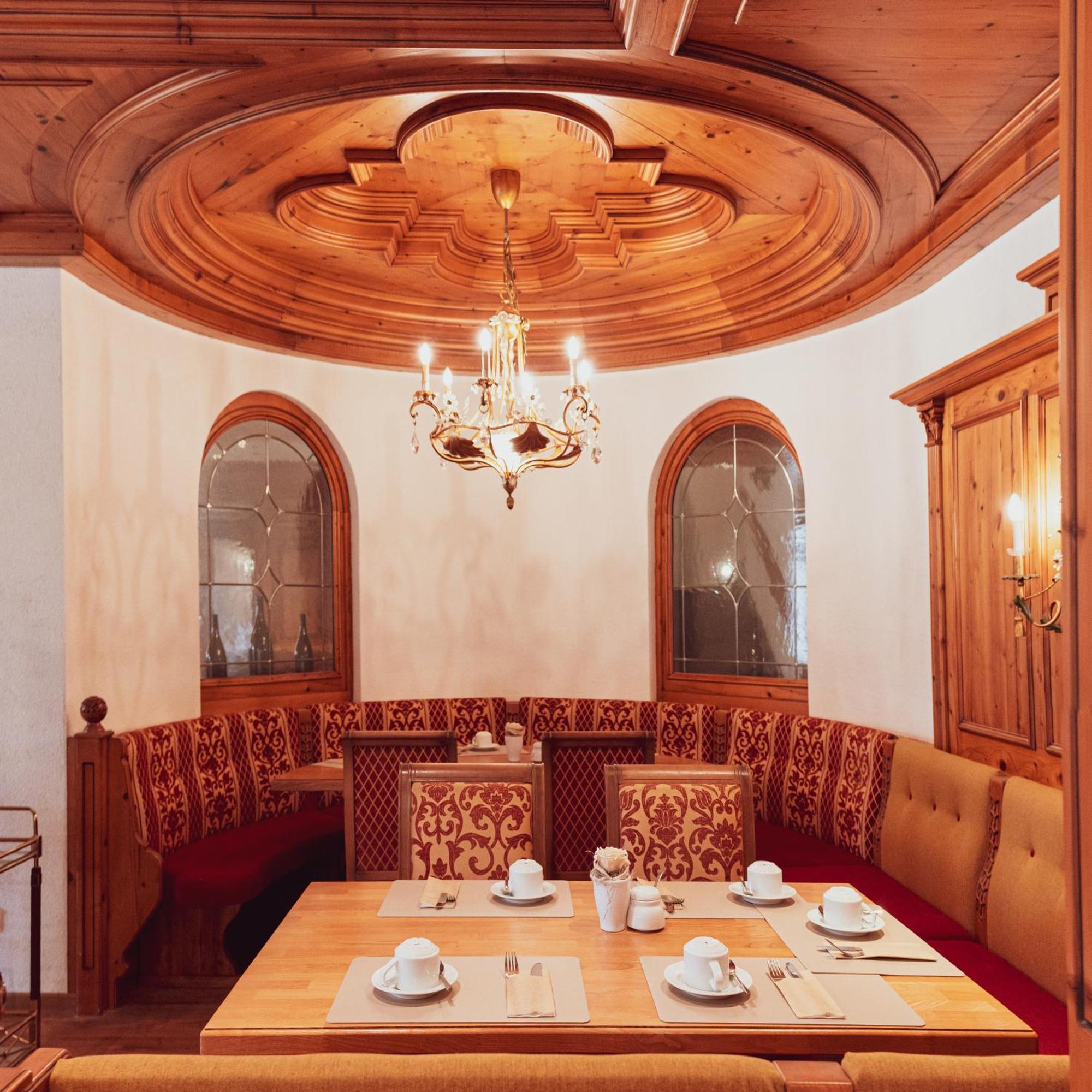 Hotel-Restaurant Kreuzberghof Tagungs- Und Veranstaltungshotel Tiefenbach  Екстериор снимка