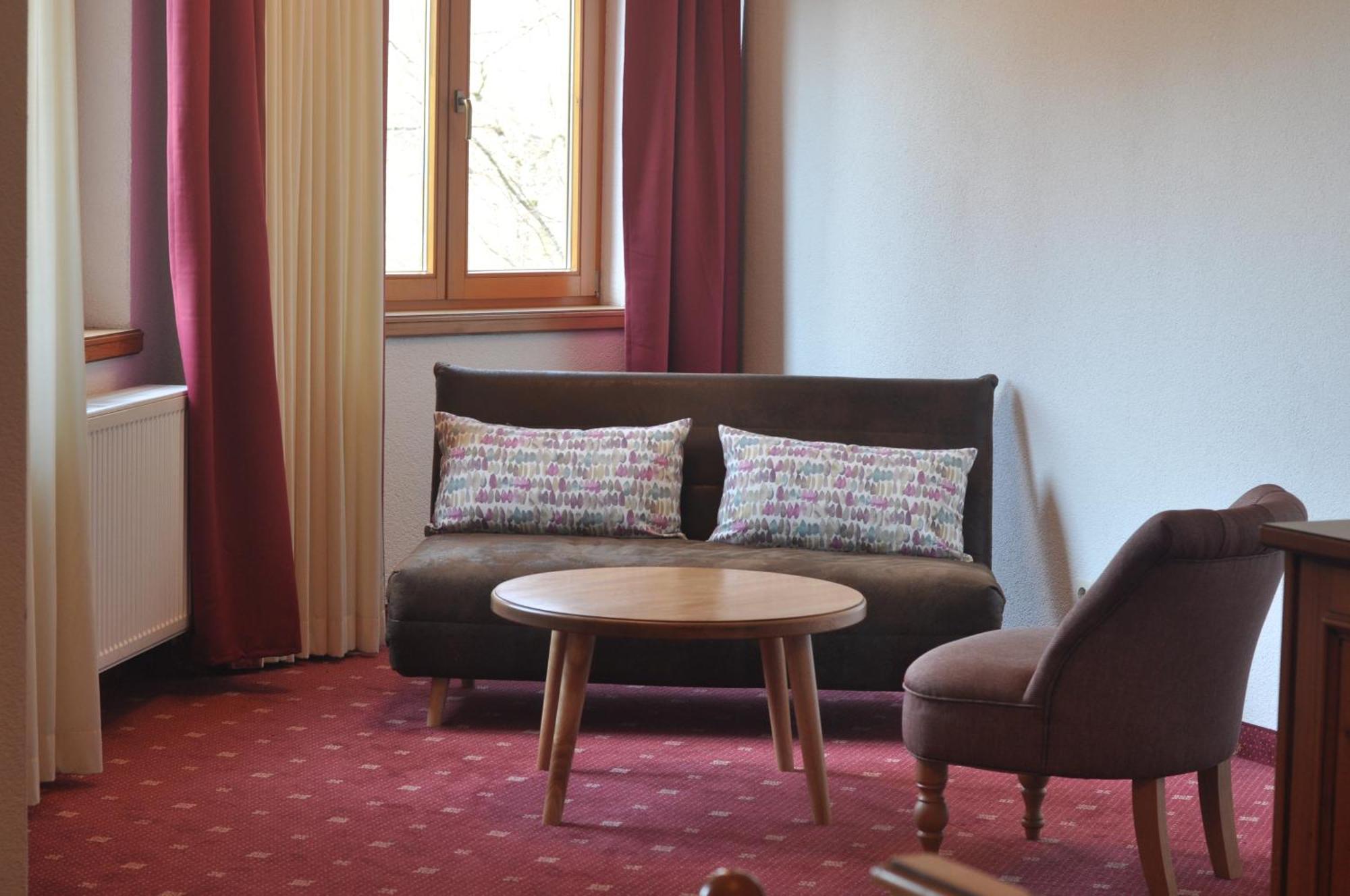 Hotel-Restaurant Kreuzberghof Tagungs- Und Veranstaltungshotel Tiefenbach  Екстериор снимка