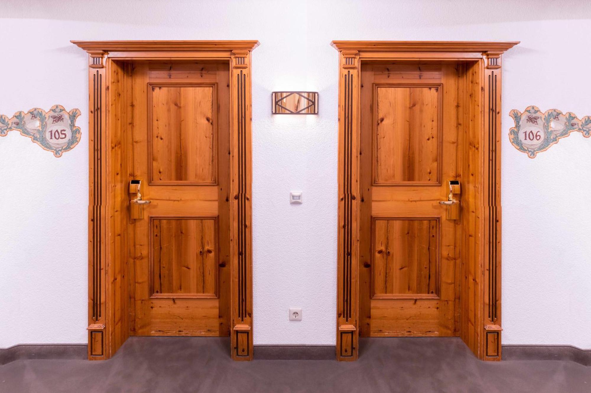Hotel-Restaurant Kreuzberghof Tagungs- Und Veranstaltungshotel Tiefenbach  Екстериор снимка