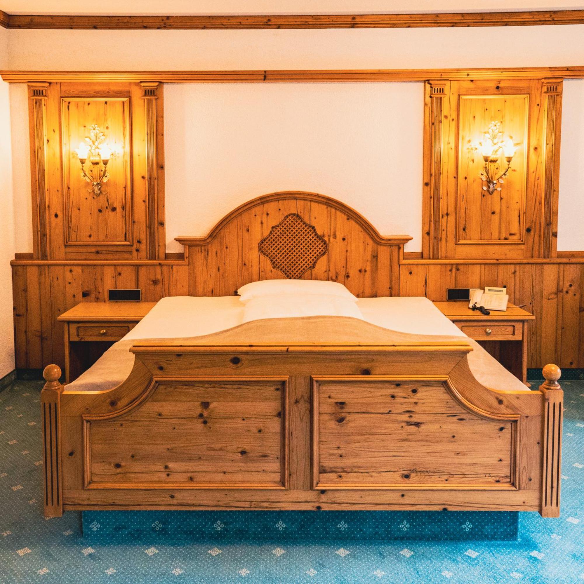 Hotel-Restaurant Kreuzberghof Tagungs- Und Veranstaltungshotel Tiefenbach  Екстериор снимка