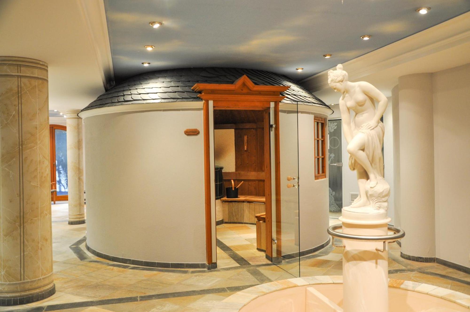 Hotel-Restaurant Kreuzberghof Tagungs- Und Veranstaltungshotel Tiefenbach  Екстериор снимка