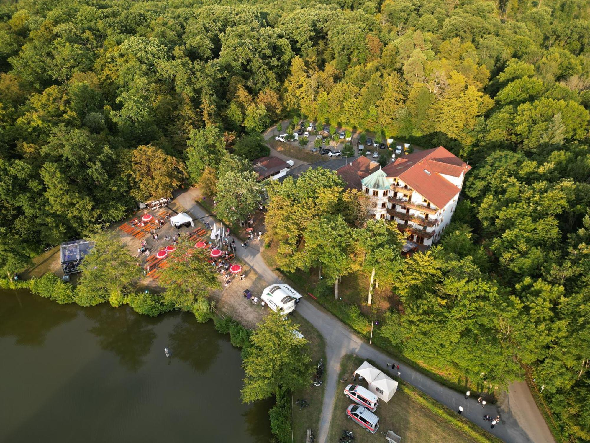 Hotel-Restaurant Kreuzberghof Tagungs- Und Veranstaltungshotel Tiefenbach  Екстериор снимка