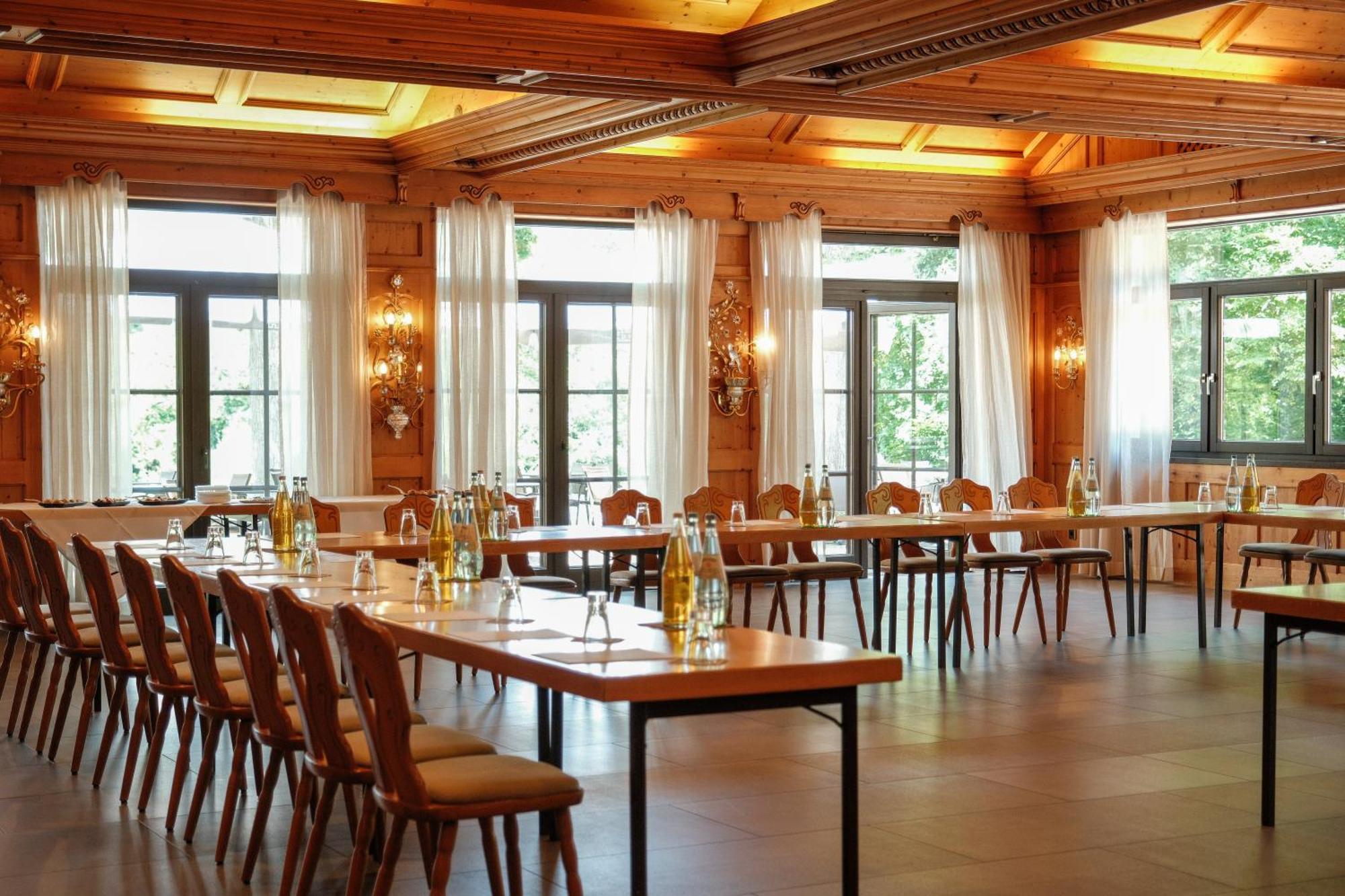 Hotel-Restaurant Kreuzberghof Tagungs- Und Veranstaltungshotel Tiefenbach  Екстериор снимка